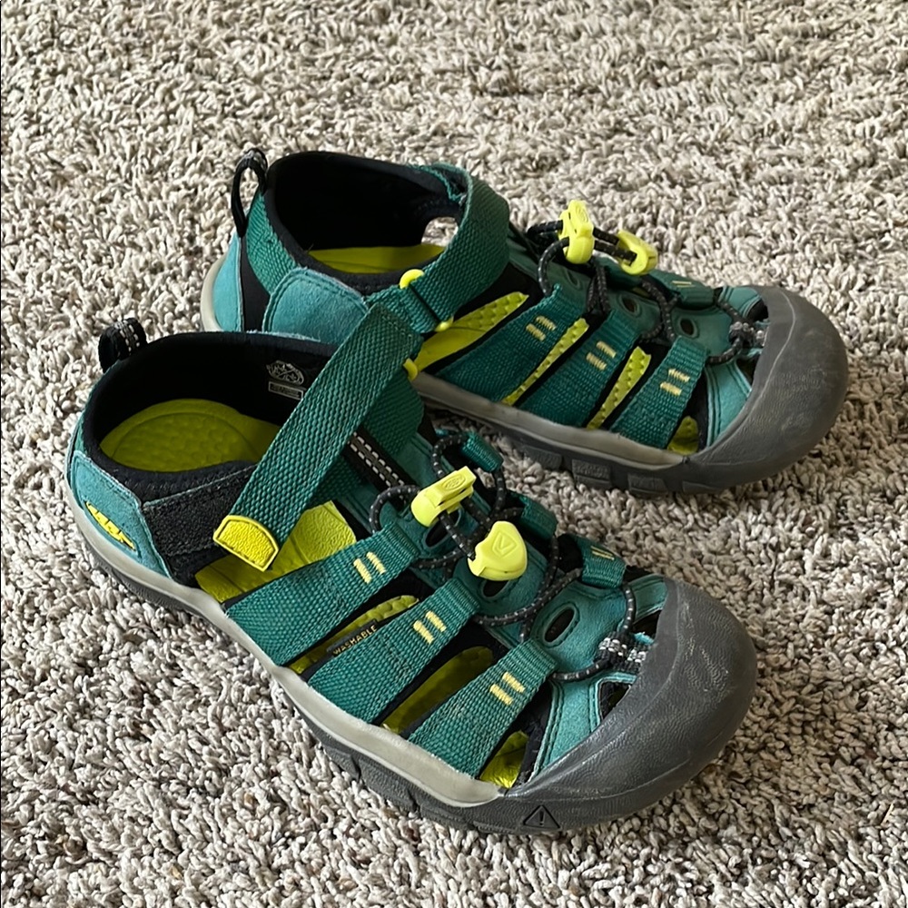Kids Green Keen Sandals